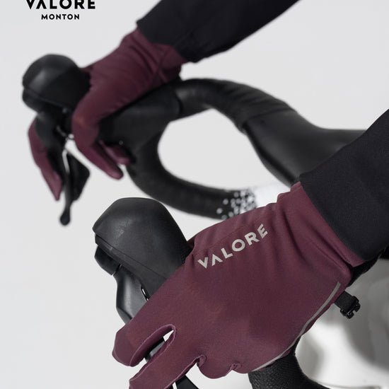 Dark purple thermal cycling gloves