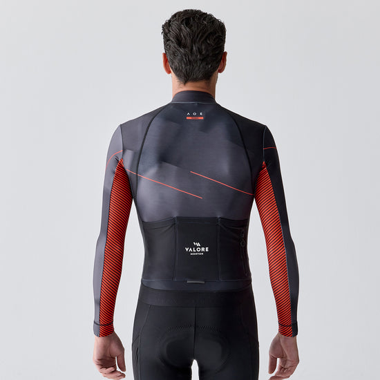 cycling jersey with back pockets