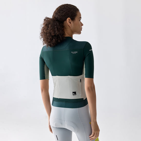 cycling jersey with zipper pocket