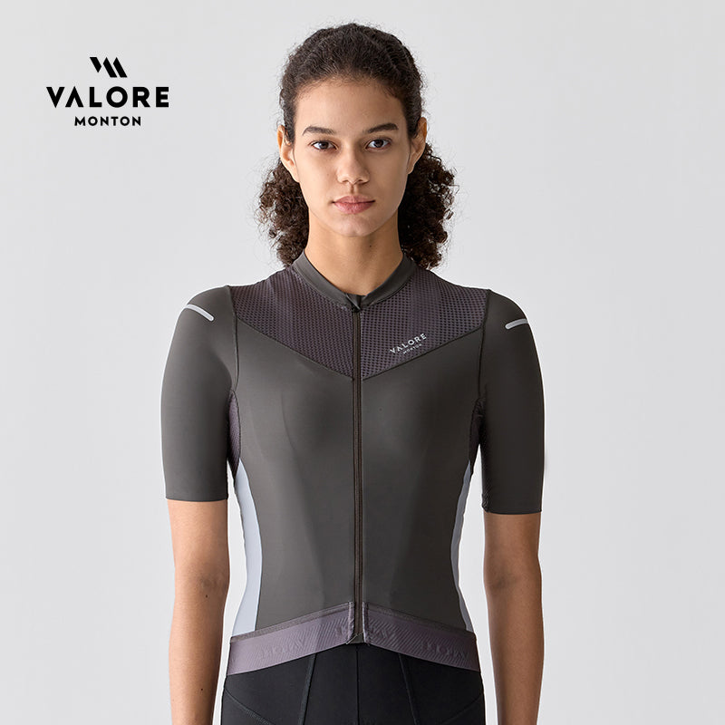 womens grey cycling jersey
