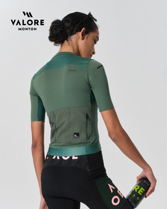 womens green cycling jersey